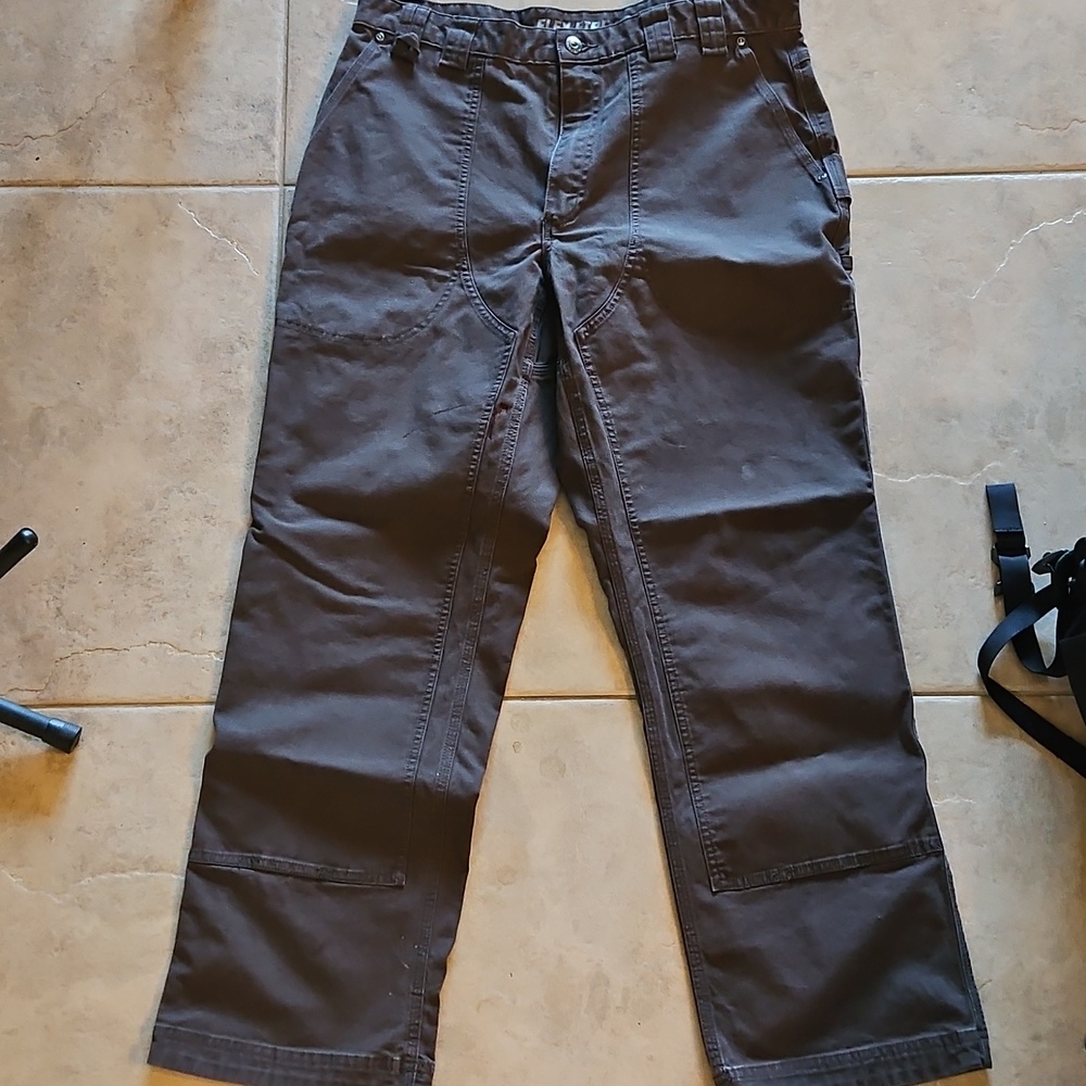 Duluth Trading Co Men's Cargo Pants - Brown